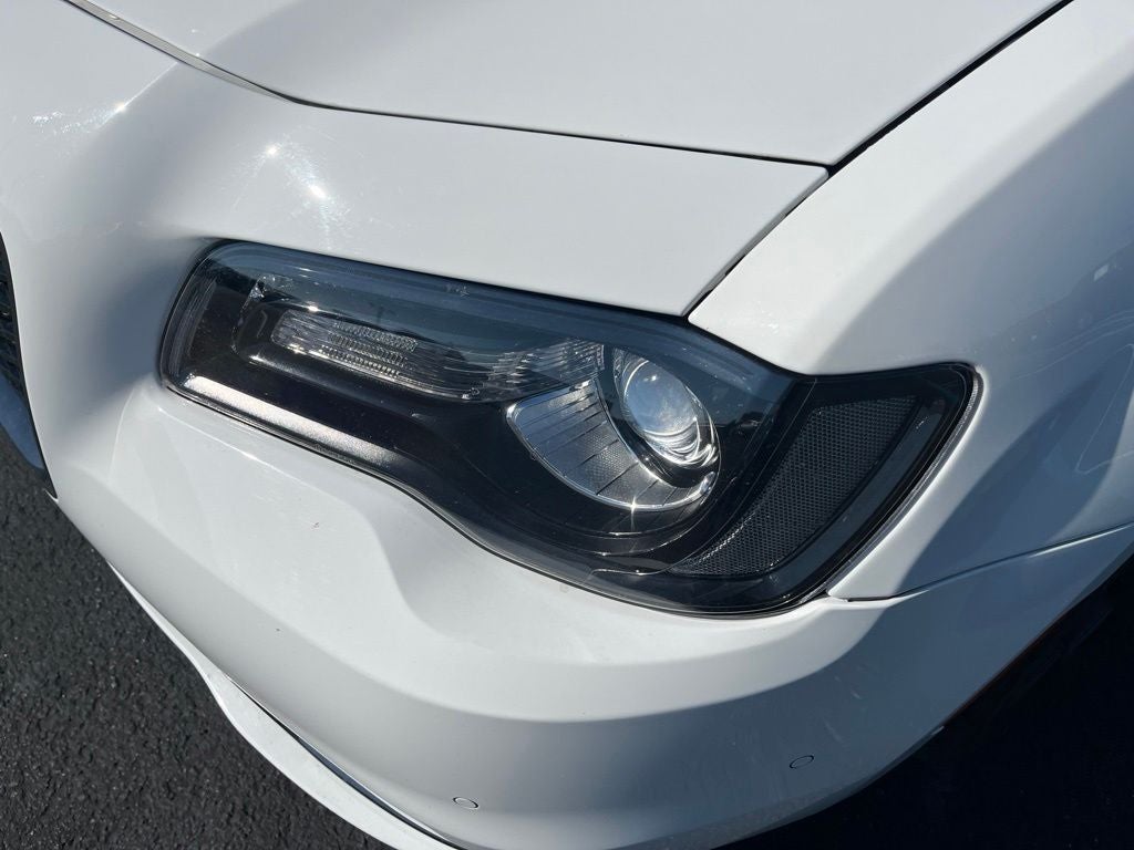 2019 Chrysler 300 S