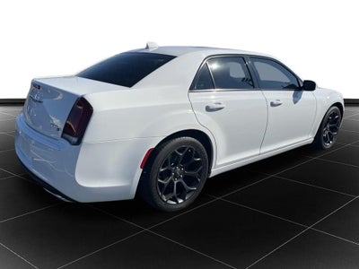 2019 Chrysler 300 S
