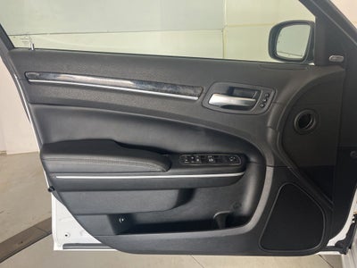 2023 Chrysler 300 Touring