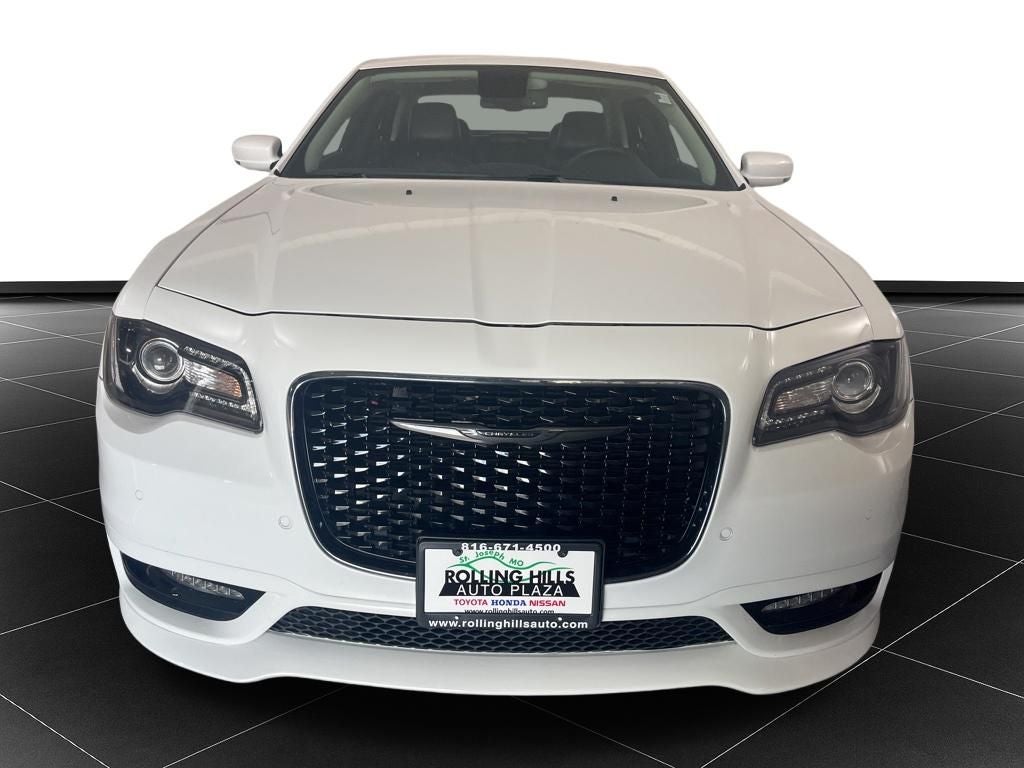 2023 Chrysler 300 Touring