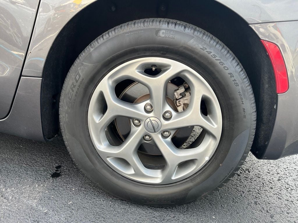 2022 Chrysler Pacifica Touring L