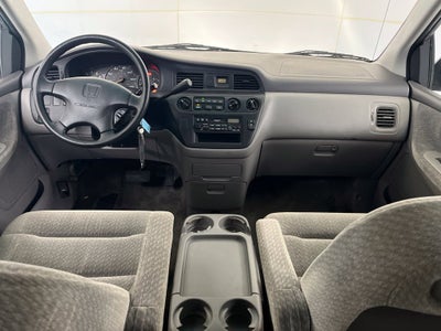 2000 Honda Odyssey LX 7 Passenger