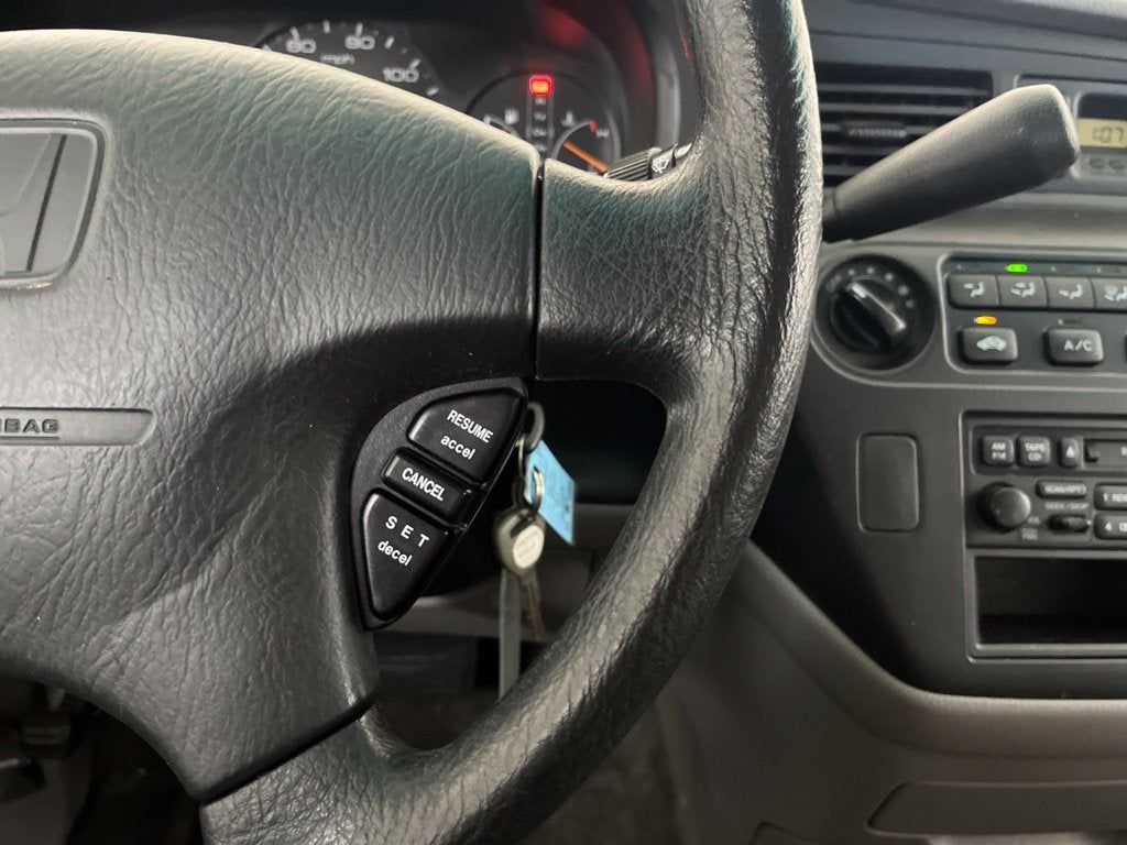 2000 Honda Odyssey LX 7 Passenger
