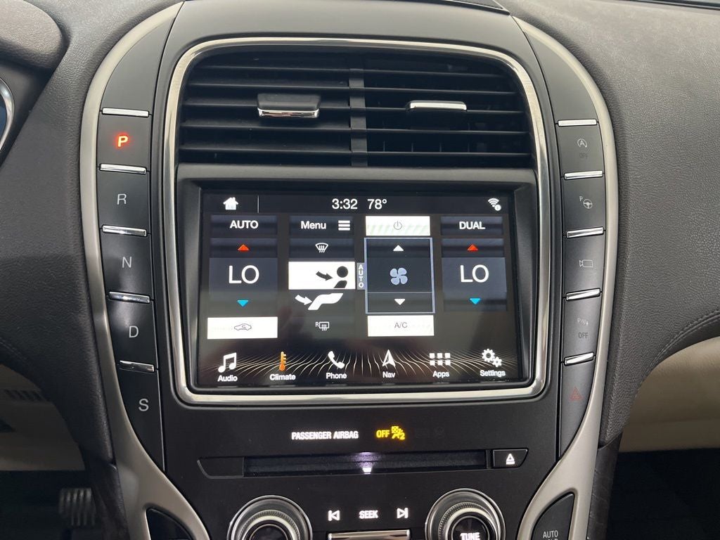 2019 Lincoln Nautilus Reserve