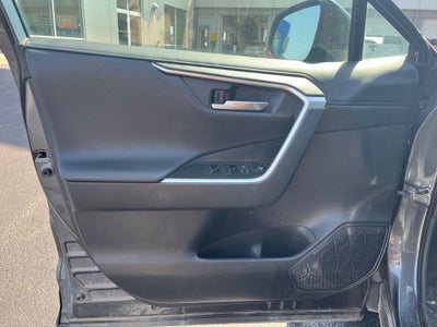 2019 Toyota RAV4 Hybrid XSE