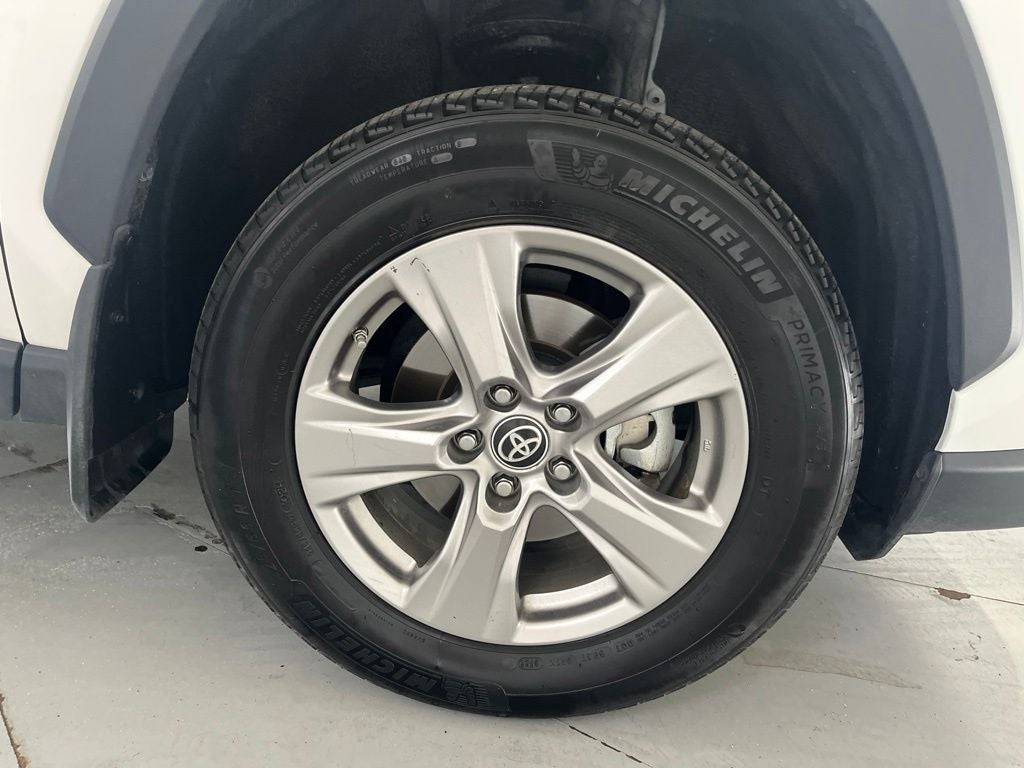 2022 Toyota RAV4 Hybrid LE