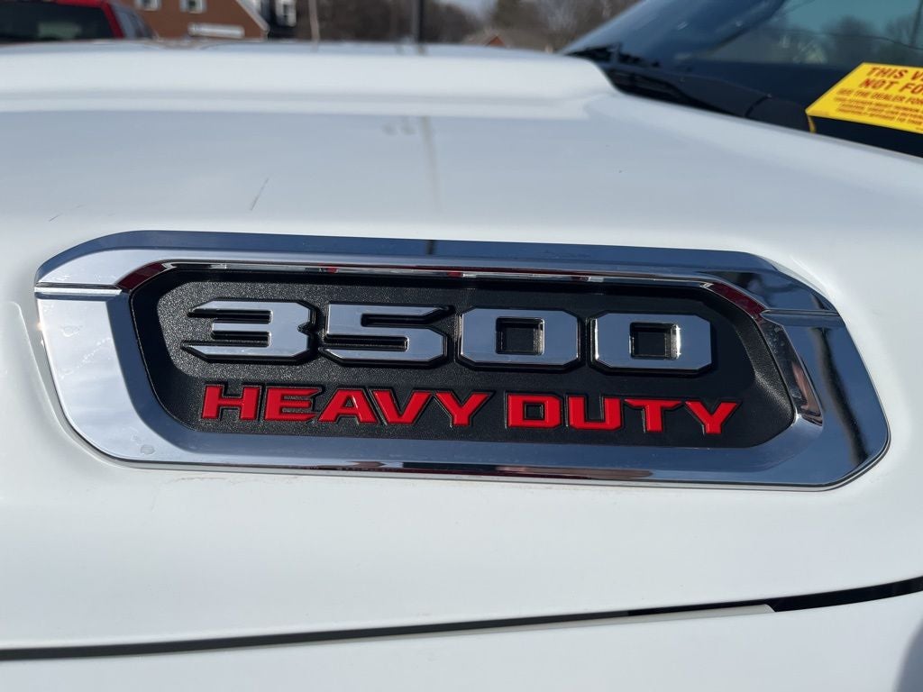 2024 RAM 3500 SLT