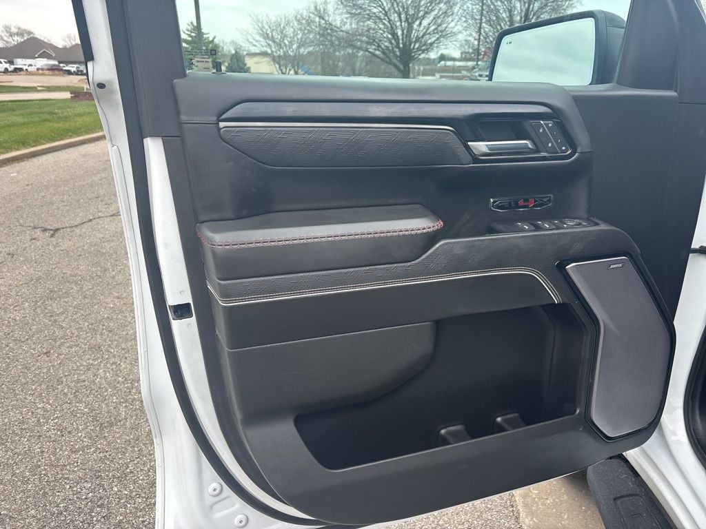 2023 GMC Sierra 1500 AT4X