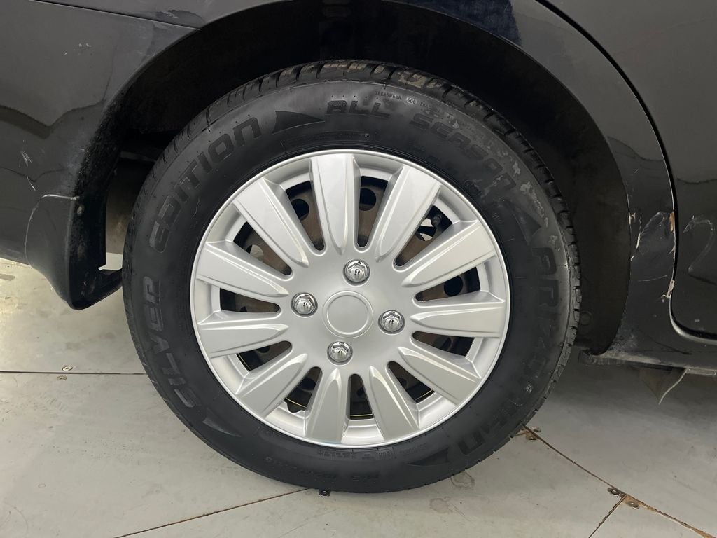 2018 Nissan Versa 1.6 S Plus