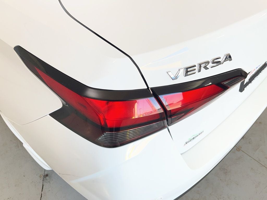 2024 Nissan Versa 1.6 S