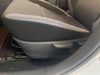 2023 Nissan Versa 1.6 SV
