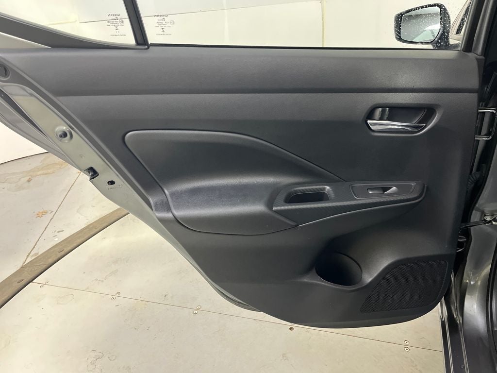 2024 Nissan Versa 1.6 SV