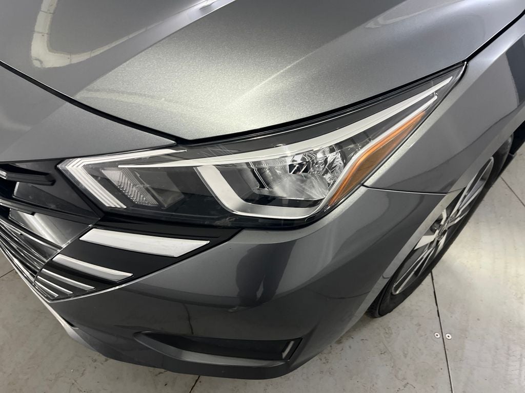 2024 Nissan Versa 1.6 SV