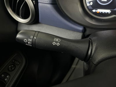 2024 Nissan Versa 1.6 SV