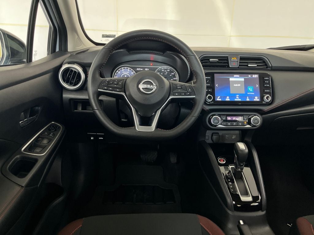 2024 Nissan Versa 1.6 SR