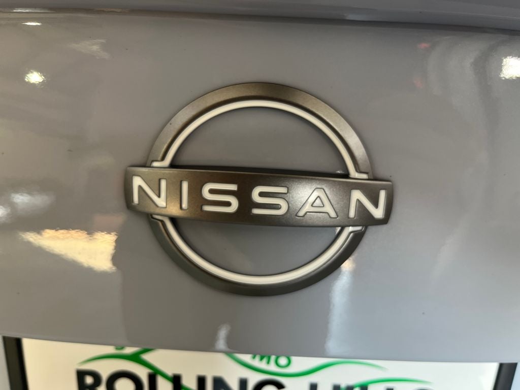 2024 Nissan Versa 1.6 SR