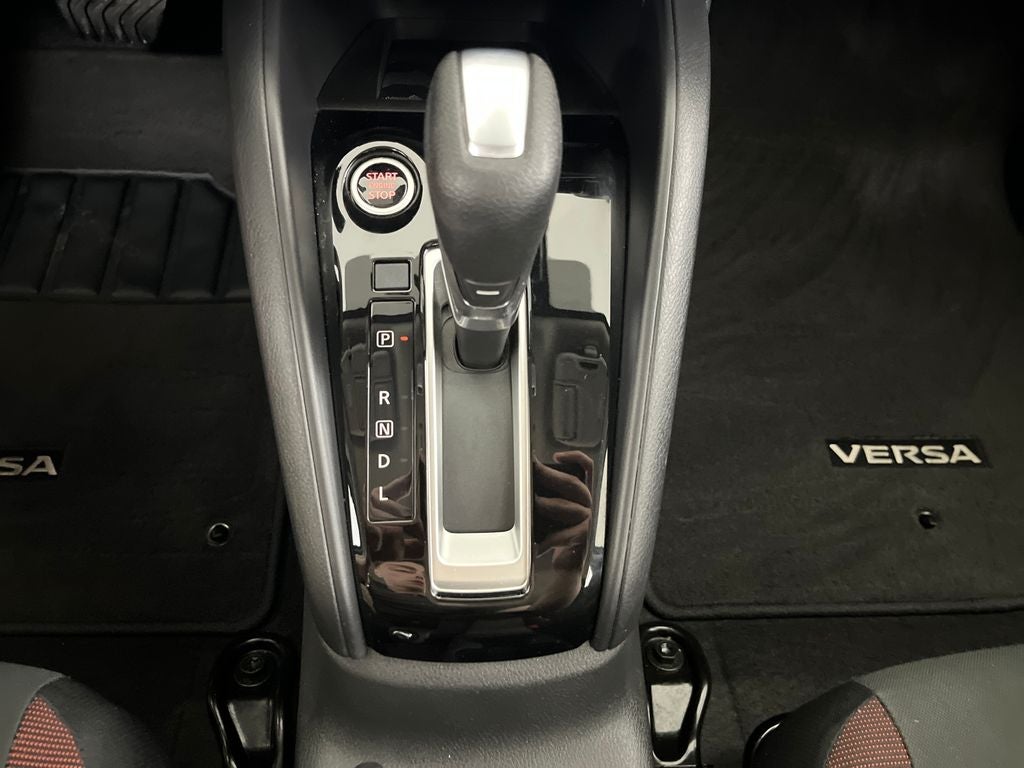 2024 Nissan Versa 1.6 SR