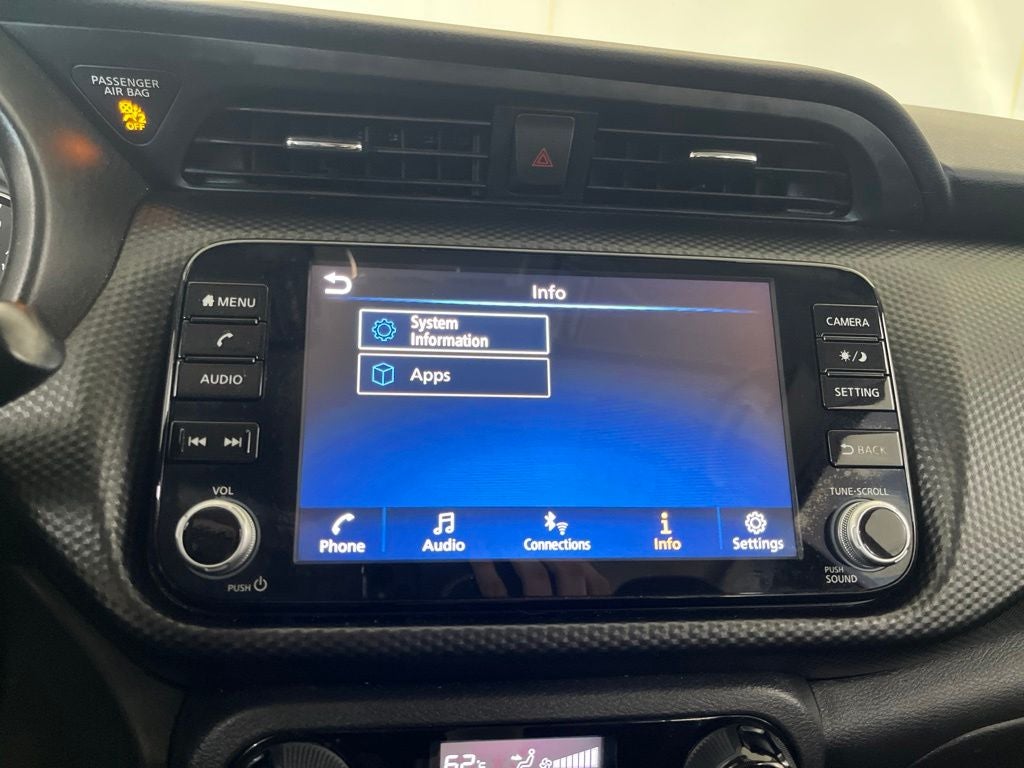 2021 Nissan Kicks SV