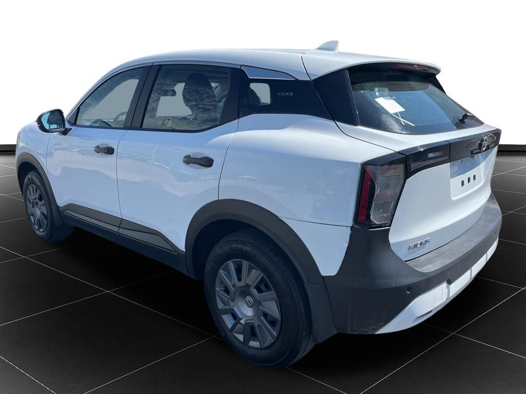 2025 Nissan Kicks S