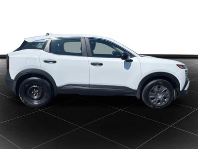 2025 Nissan Kicks S