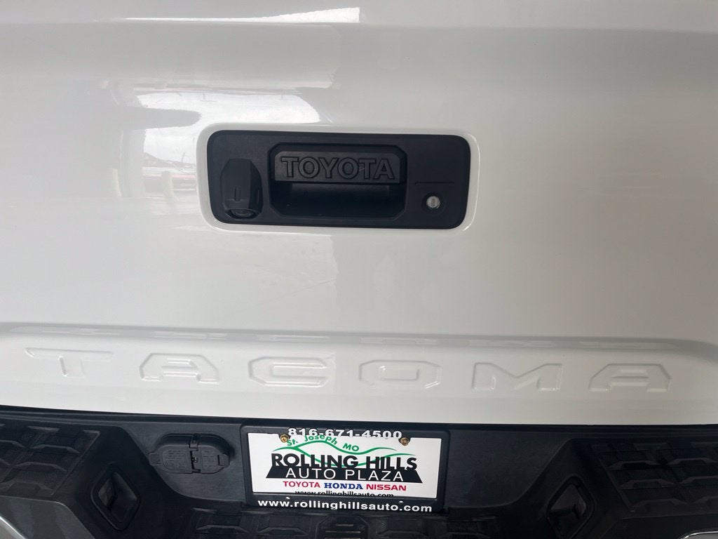 2023 Toyota Tacoma TRD Off-Road V6