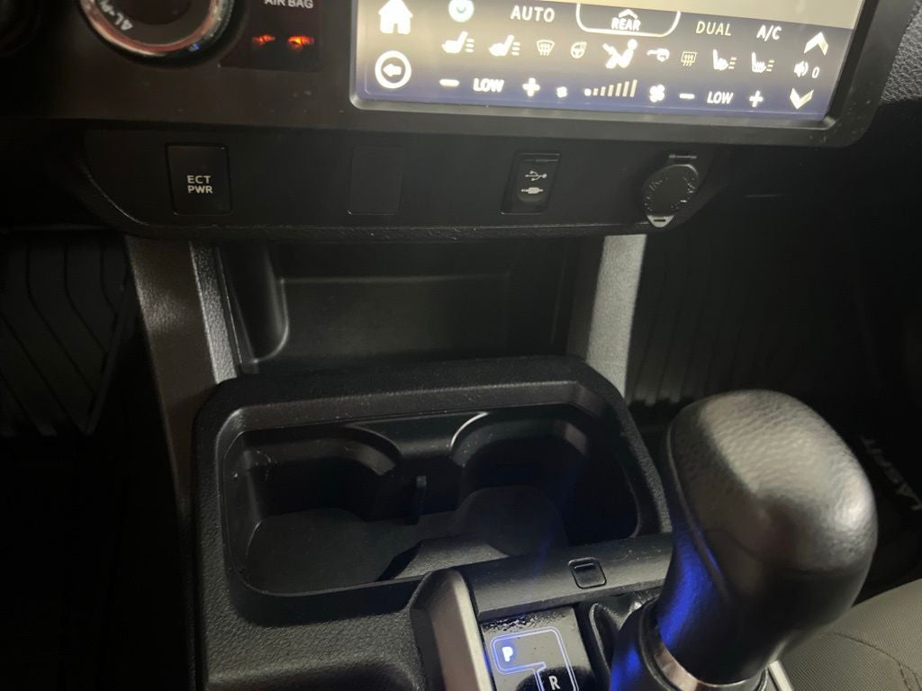 2017 Toyota Tacoma SR5 V6