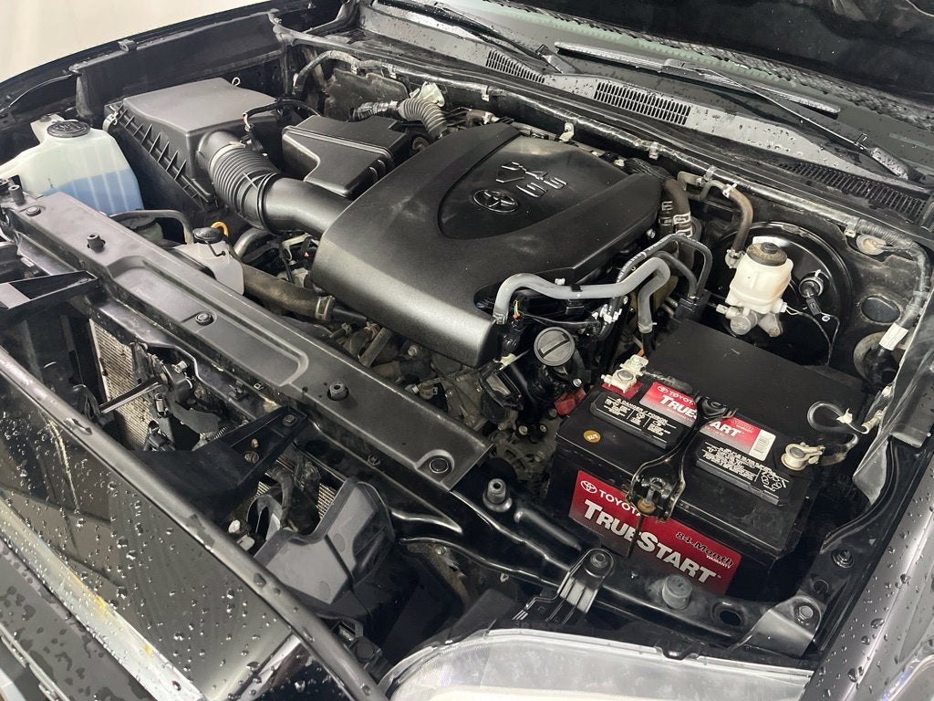 2022 Toyota Tacoma SR5 V6