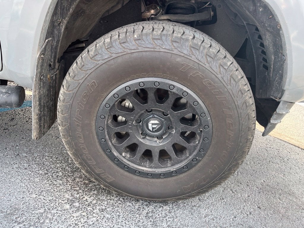 2019 Toyota Tacoma Limited V6