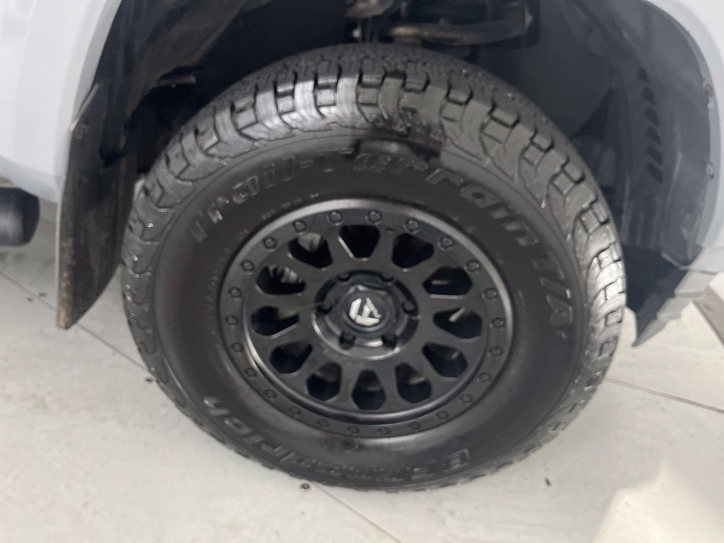 2019 Toyota Tacoma Limited V6