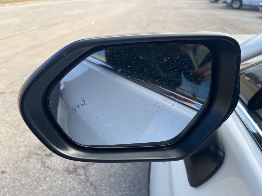 2019 Toyota Avalon Hybrid XSE