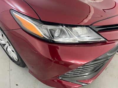 2018 Toyota Camry Hybrid LE