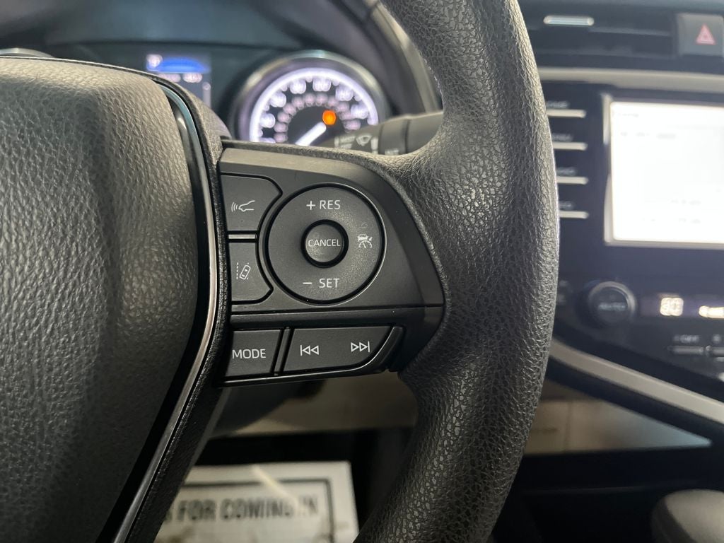 2018 Toyota Camry Hybrid LE