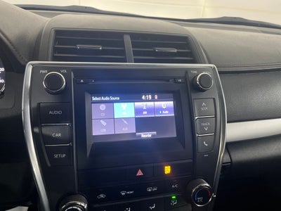 2017 Toyota Camry SE