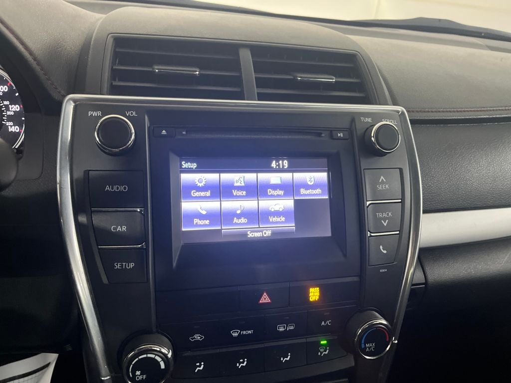 2017 Toyota Camry SE