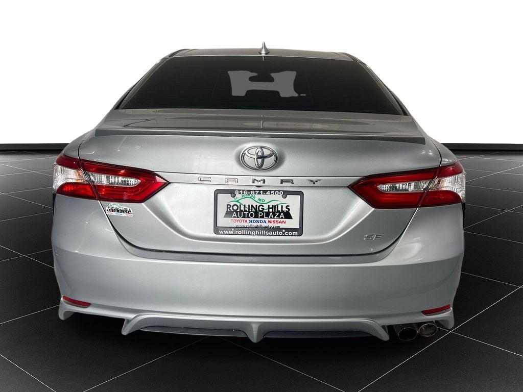 2020 Toyota Camry SE