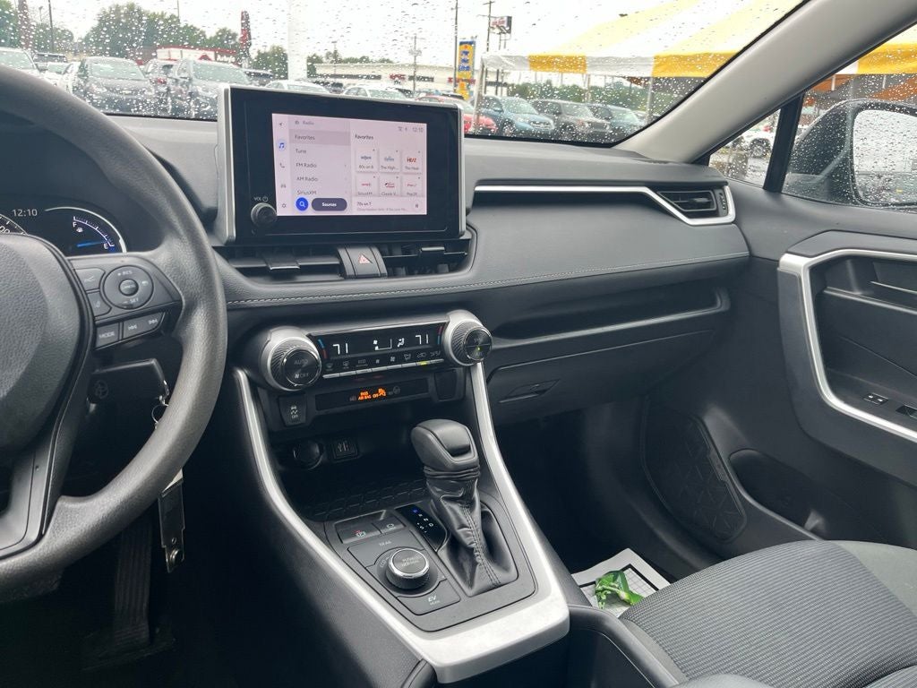 2024 Toyota RAV4 Hybrid LE