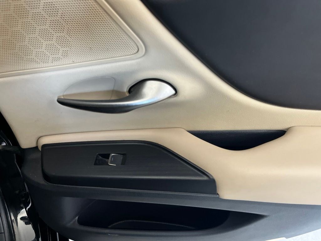 2021 Lexus ES 250