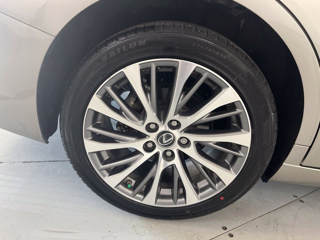 2021 Lexus ES 250