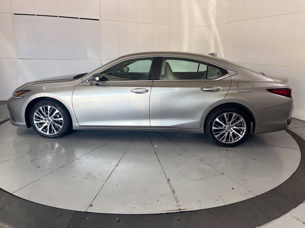 2021 Lexus ES 250