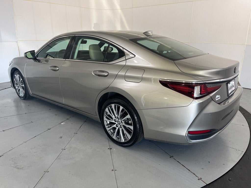 2021 Lexus ES 250
