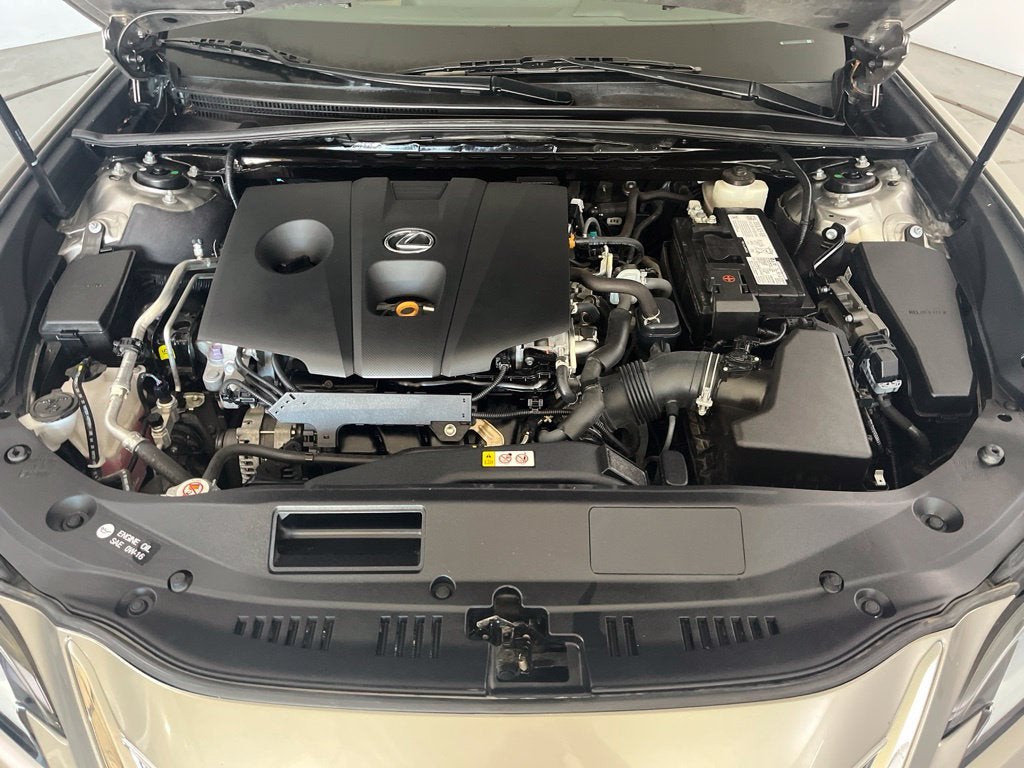 2021 Lexus ES 250