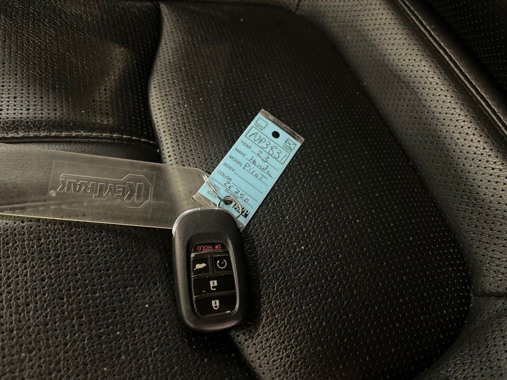 2023 Honda Pilot Elite