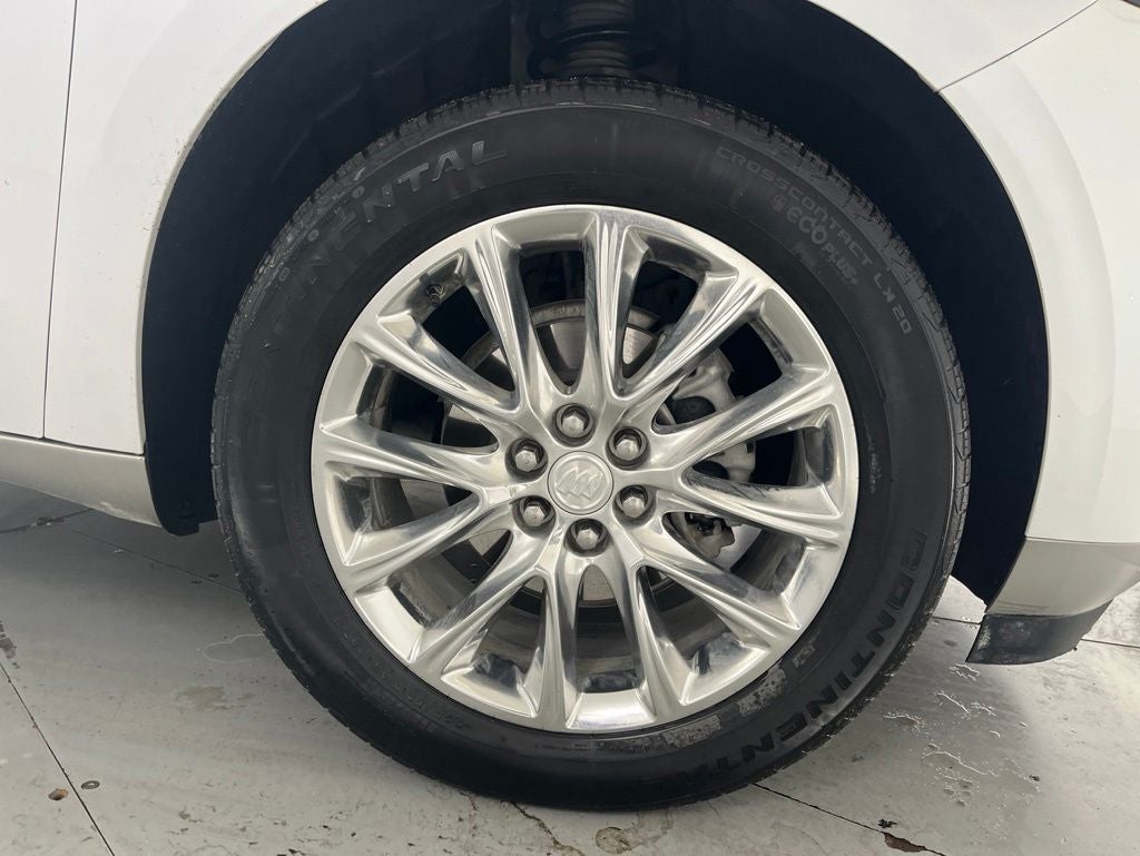 2021 Buick Enclave Essence