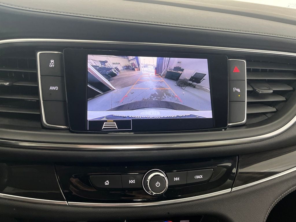 2021 Buick Enclave Essence