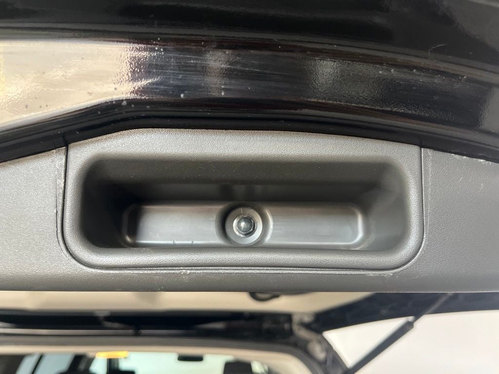 2012 Nissan Pathfinder SV