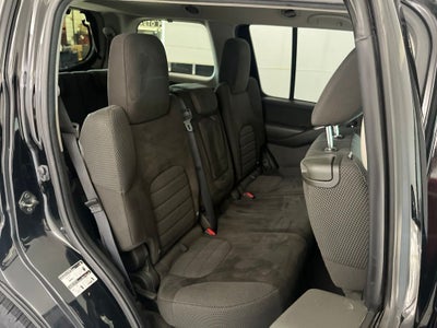 2012 Nissan Pathfinder SV