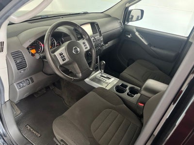 2012 Nissan Pathfinder SV