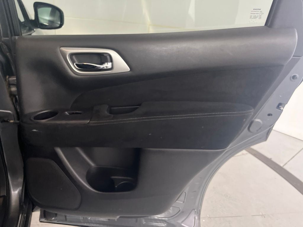 2015 Nissan Pathfinder S