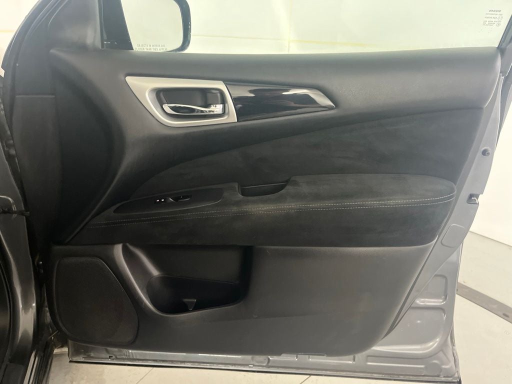 2015 Nissan Pathfinder S