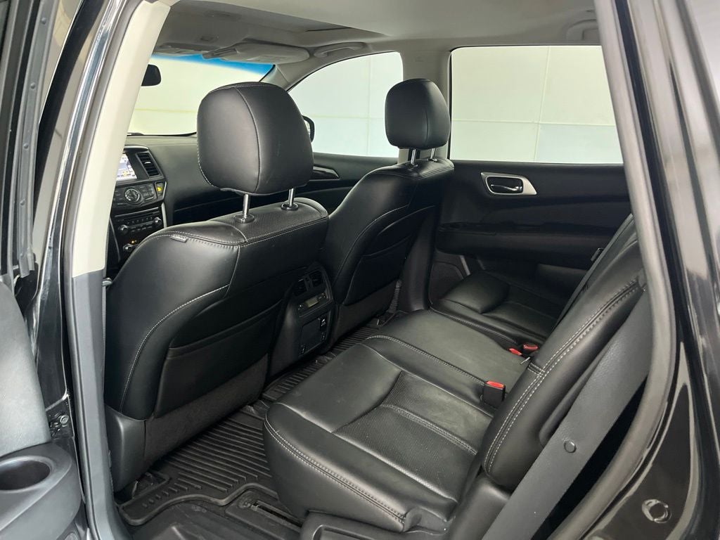 2015 Nissan Pathfinder Platinum